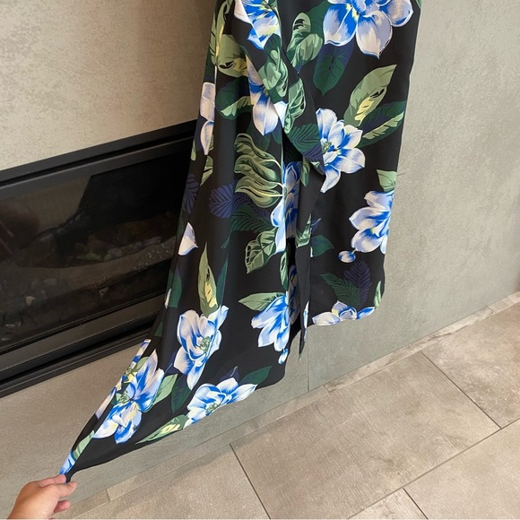 Banana Republic Black Strappy Blue Floral Asymmetrical Dress, Size 6 Petite - Picture 10 of 14